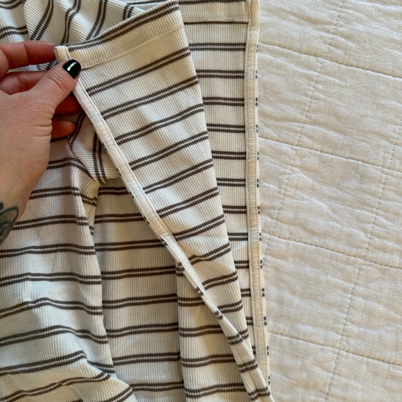 Old Navy Henley Maternity Dress - Size S - Picture 5 of 7